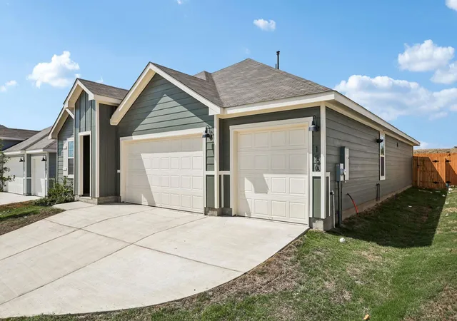 Photo 3 of Single family home for sale at 156 Gilmer Ln, Buda, TX 78610 | MLS# 5158936 | Listing updated on 2026-09-12