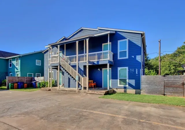 2nd image of 2617 Ektom Dr, Austin, TX 78745 | MLS# 6351896