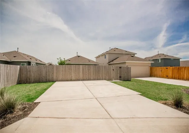 37th image of 242 Mossycup Dr, San Marcos, TX 78666 | MLS# 3313043