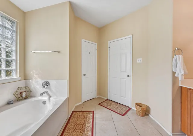 Photo 3 of Single family home for sale at 3817 Heron Roost Pass, Pflugerville, TX 78660 | MLS# 1314676 | Listing updated on 2026-09-25