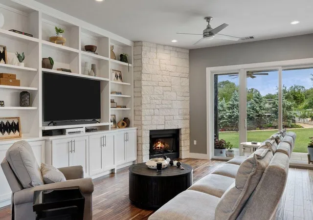 Photo 4 of Single family home for sale at 409 Dos Lagos, Dripping Springs, TX 78620 | MLS# 7043484 | Listing updated on 2026-07-29