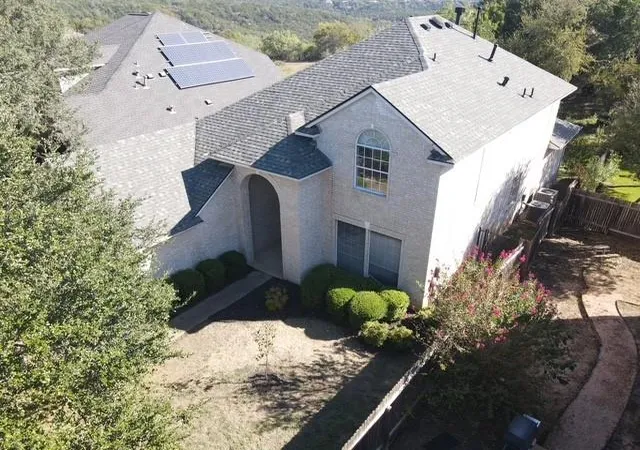 Photo 2 of Single family home for sale at 10004 Scull Crk Dr, Austin, TX 78730 | MLS# 5179609 | Listing updated on 2026-10-24