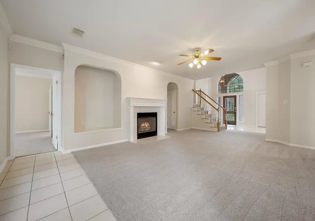 Photo 4 of Single family home for sale at 10004 Scull Crk Dr, Austin, TX 78730 | MLS# 5179609 | Listing updated on 2026-08-08