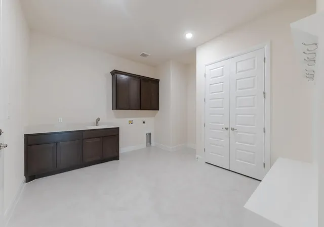 Photo 3 of Mansion for sale at 2129 Crimson Sunset Dr, Georgetown, TX 78628 | MLS# 9717228 | Listing updated on 2026-10-28