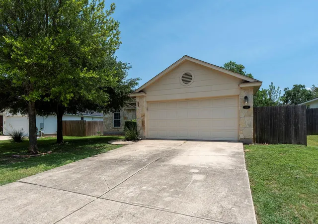 3rd image of 136 Atlantis, Kyle, TX 78640 | MLS# 2743092