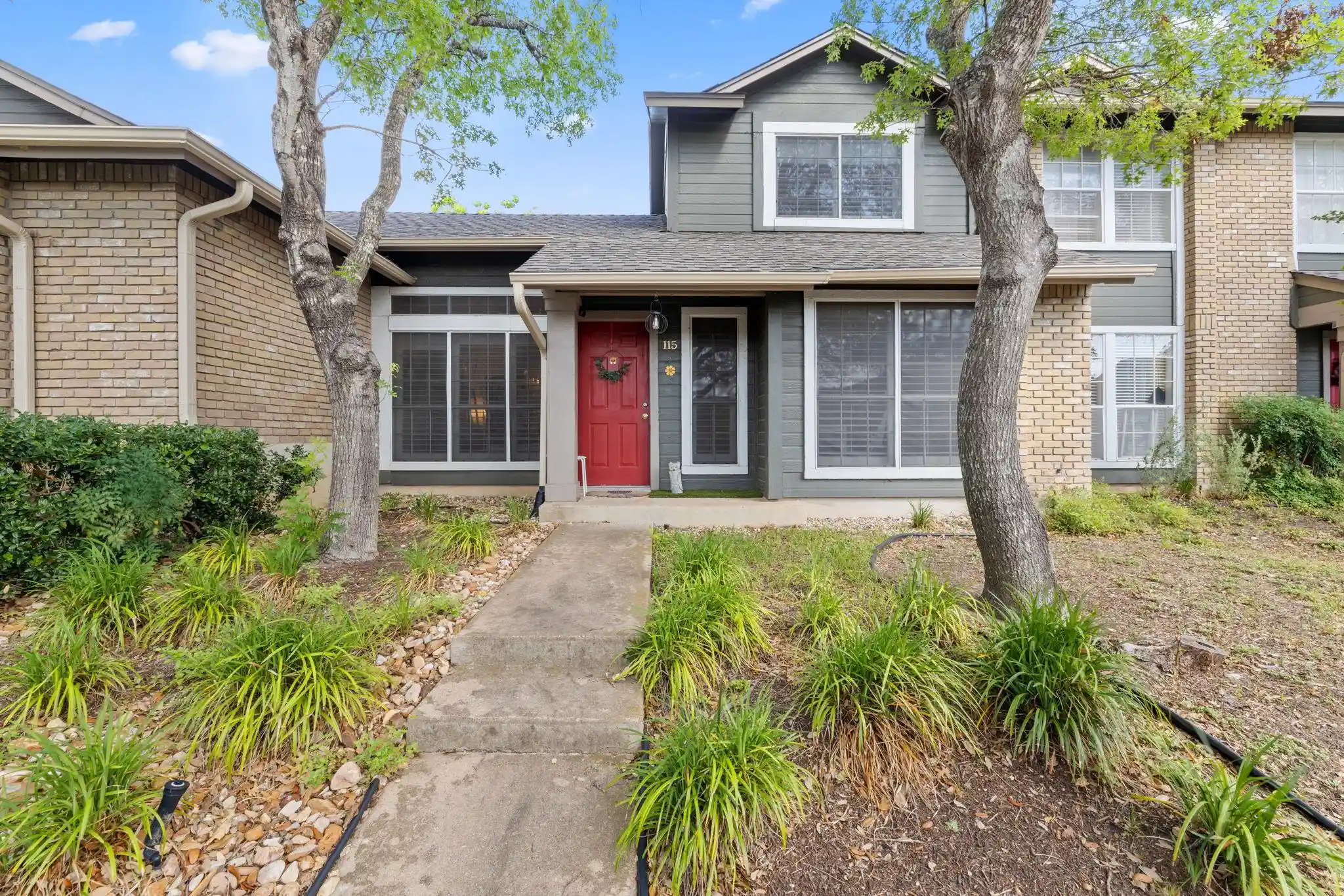 Listing Photo 2 - Condo for sale in 1015 E Yager Ln located at 1015 E Yager Ln, Austin, TX 78753 - Unit #115