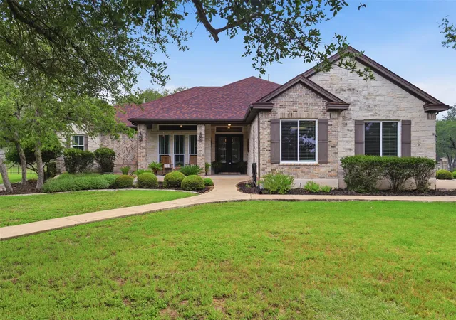 Photo 2 of Single family home for sale at 107 W Majestic Oak Ln, Georgetown, TX 78633 | MLS# 8779898 | Listing updated on 2026-09-01