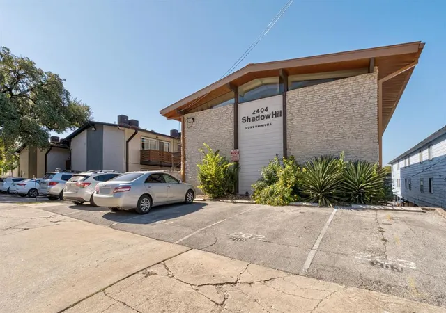 1st image of 2404 Longview St #105, Austin, TX 78705 | MLS# 2290433