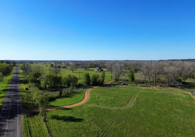 3rd image of 314 Fm 2571, Smithville, TX 78957 | MLS# 6454122