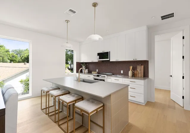 Photo 1 of Single family home for sale at 3524 Gonzales St #1A, Austin, TX 78702 | MLS# 2952559 | Listing updated on 2026-09-03