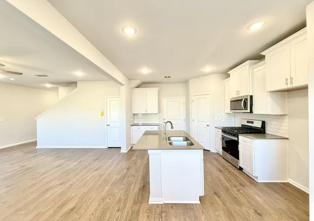 Photo 4 of Single family home for sale at 11317 Zip Cochise Way, Manor, TX 78653 | MLS# 1516660 | Listing updated on 2026-09-03