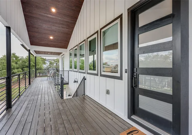 3rd image of 432 Venture Blvd S, Lago Vista, TX 78645 | MLS# 4752753