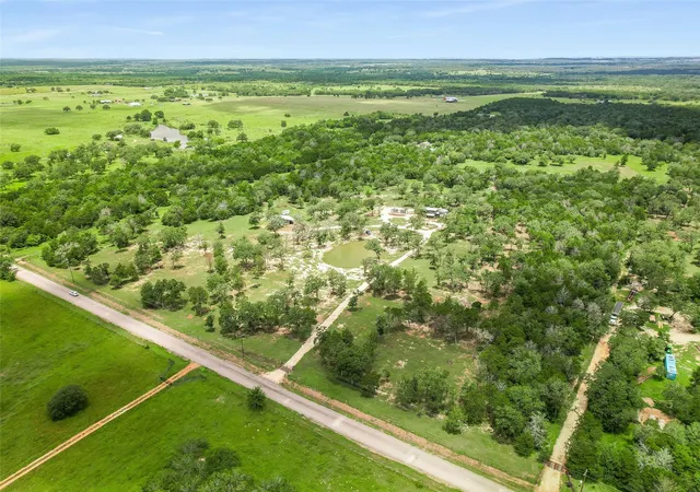 Homes for sale in Flatonia, TX | 226 Stolle Ln, Flatonia, TX 78941 | MLS# 6172921