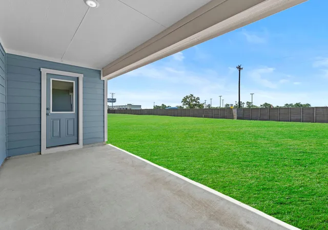 31st image of 127 Union Pacific Dr, Cedar Creek, TX 78612 | MLS# 9870072