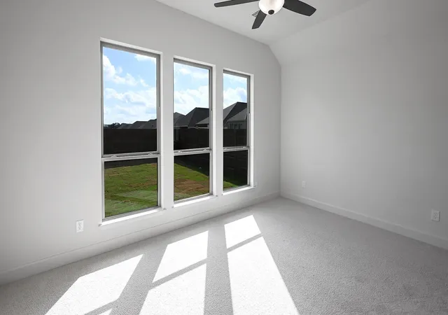 5th image of 310 Watersong Bnd, Lockhart, TX 78644 | MLS# 4871433