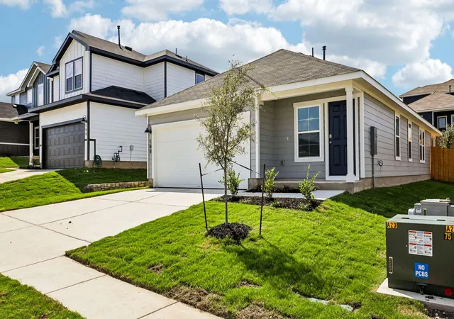 Photo 2 of Single family home for sale at 180 Arnold Loop, Kyle, TX 78640 | MLS# 7657544 | Listing updated on 2026-10-28