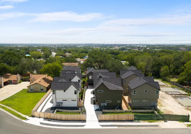 39th image of 6409 Bradsher #C, Austin, TX 78745 | MLS# 8238077