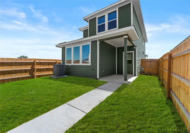 35th image of 322 Nizao Ln, Bastrop, TX 78602 | MLS# 4579519