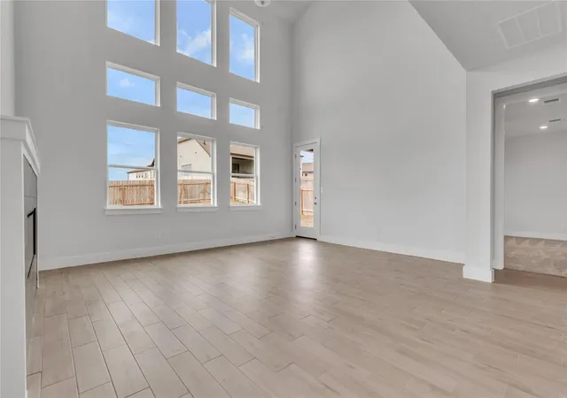 Photo 3 of Single family home for sale at 8500 Red Bottle Brush Rd, Lago Vista, TX 78645 | MLS# 8315553 | Listing updated on 2026-09-28