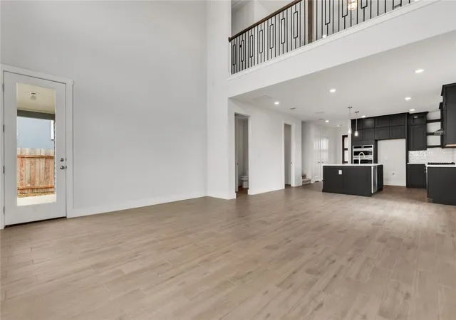 Photo 4 of Single family home for sale at 8500 Red Bottle Brush Rd, Lago Vista, TX 78645 | MLS# 8315553 | Listing updated on 2026-09-28
