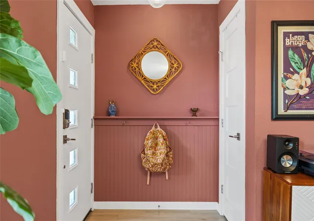 2nd image of 8605 Putnam Dr #202, Austin, TX 78757 | MLS# 8146538
