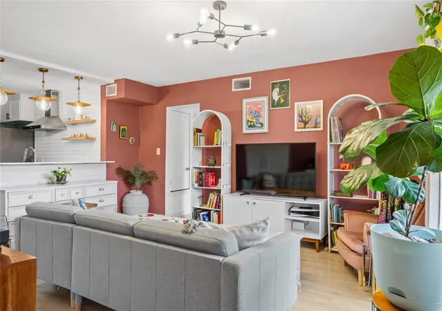 4th image of 8605 Putnam Dr #202, Austin, TX 78757 | MLS# 8146538