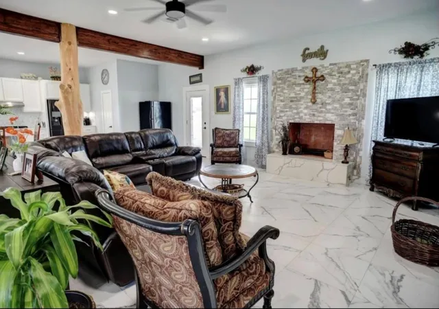 5th image of 626 Sparta Field Rd, Waelder, TX 78959 | MLS# 6358123