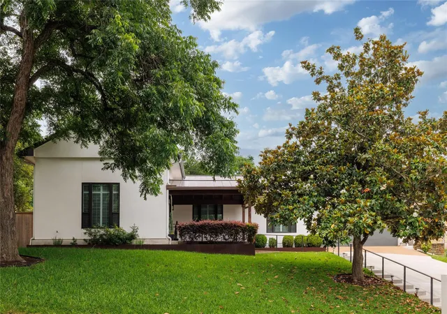 Photo 1 of Single family home for sale at 3511 Arrowhead Dr, Austin, TX 78731 | MLS# 2241117 | Listing updated on 2026-08-20