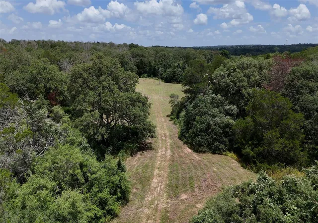 Photo 3 of House for sale at 277 Meuth Cemetery Rd, Red Rock, TX 78662 | MLS# 7096364 | Listing updated on 2026-06-11