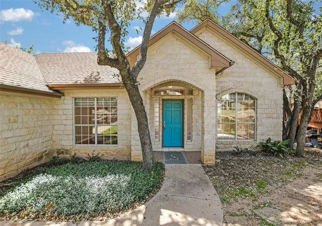 Photo 2 of Single family home for sale at 6407 Johanne Ct, Austin, TX 78750 | MLS# 8763165 | Listing updated on 2026-08-21