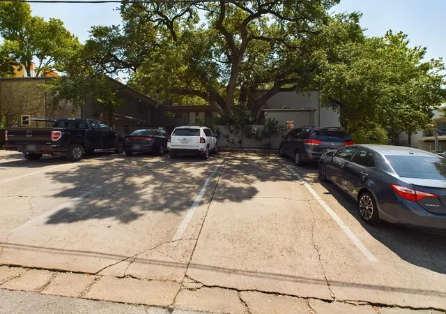 5th image of 803 W 28Th St #202, Austin, TX 78705 | MLS# 3360855