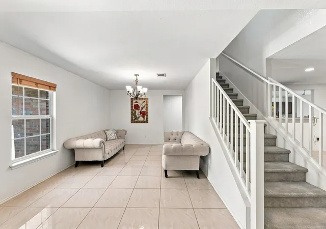 5th image of 407 Evening Grosbeak Dr, Pflugerville, TX 78660 | MLS# 8816650