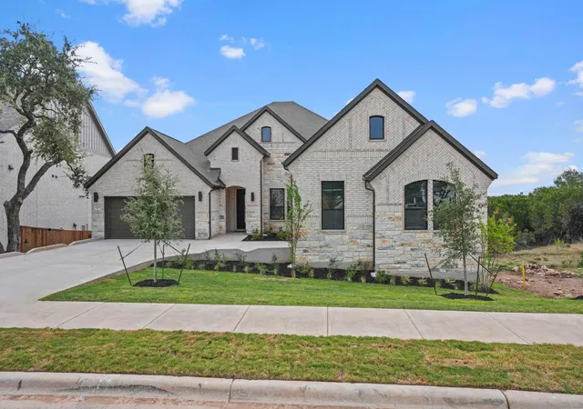 Photo 3 of Single family home for sale at 1129 Twisted Tarpley Ln, Georgetown, TX 78628 | MLS# 1813990 | Listing updated on 2026-10-17