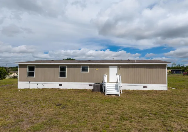 16th image of 107 Appaloosa Dr, Kyle, TX 78640 | MLS# 7285705