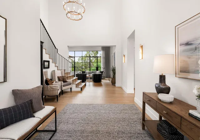 Photo 4 of Single family home for sale at 4401 Amarra Dr #17, Austin, TX 78735 | MLS# 4087759 | Listing updated on 2026-09-30