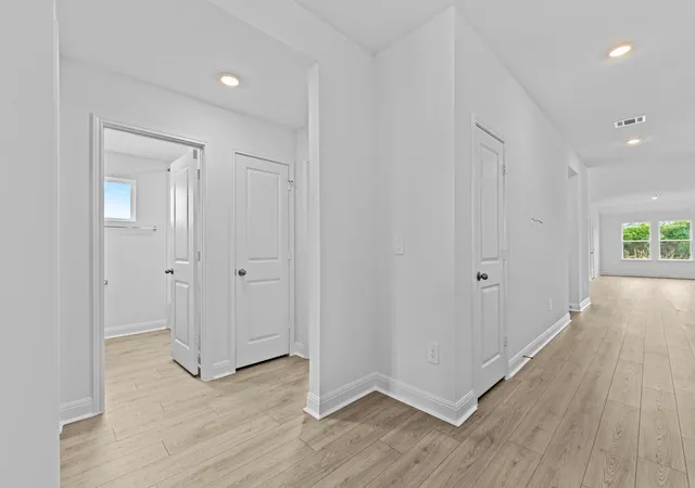 Photo 3 of Single family home for sale at 253 Rivers Edge Dr, Georgetown, TX 78628 | MLS# 5707804 | Listing updated on 2026-10-09