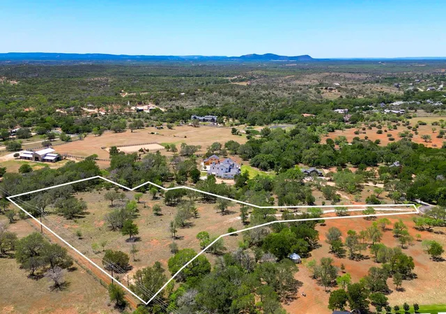 1st image of Lot 118 Overlook Pkwy, Horseshoe Bay, TX 78657 | MLS# 9787074