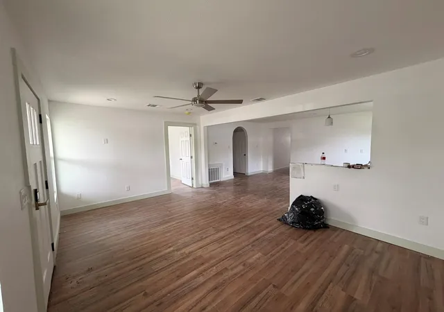 Photo 3 of Single family home for sale at 647 Erline Ave, San Antonio, TX 78237 | MLS# 2038135 | Listing updated on 2026-09-23