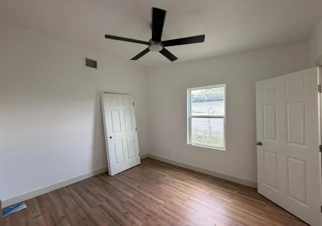 Photo 4 of Single family home for sale at 647 Erline Ave, San Antonio, TX 78237 | MLS# 2038135 | Listing updated on 2026-09-23