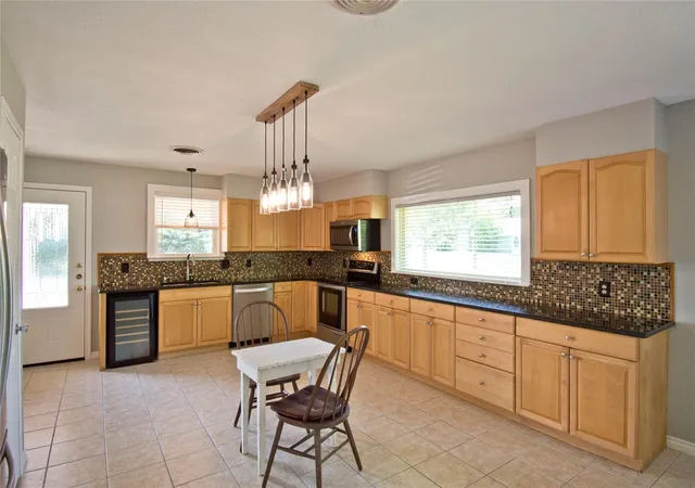 3rd image of 702 E Schubert St, Fredericksburg, TX 78624 | MLS# 2381460