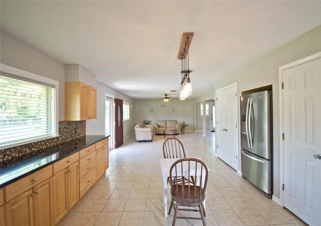 4th image of 702 E Schubert St, Fredericksburg, TX 78624 | MLS# 2381460