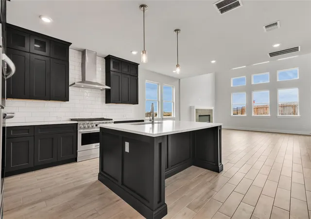 Photo 3 of Single family home for sale at 8516 Red Bottle Brush Rd, Lago Vista, TX 78645 | MLS# 8241664 | Listing updated on 2026-09-28