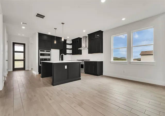 Photo 4 of Single family home for sale at 8516 Red Bottle Brush Rd, Lago Vista, TX 78645 | MLS# 8241664 | Listing updated on 2026-09-28