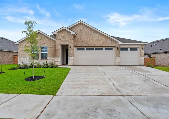 Single family home for sale at 252 Rivers Edge Dr, Georgetown, TX 78628 | MLS# 3556266