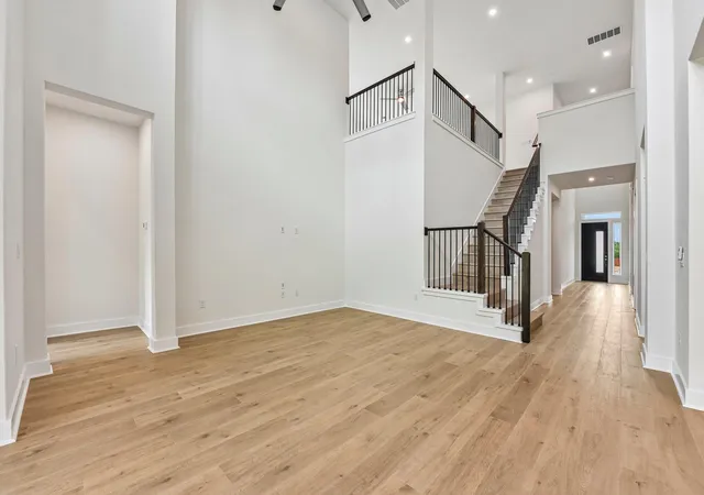 Photo 3 of Single family home for sale at 1028 Sonata Pl, Round Rock, TX 78681 | MLS# 6209017 | Listing updated on 2026-09-04