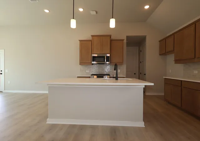 Photo 4 of Single family home for sale at 629 Clarissa St, Buda, TX 78610 | MLS# 4738117 | Listing updated on 2026-10-05