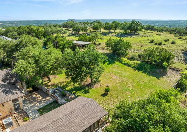 3rd image of 509 Meadow Oaks Dr, Dripping Springs, TX 78620 | MLS# 8930669