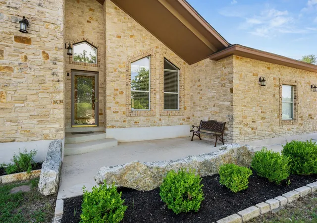 35th image of 509 Meadow Oaks Dr, Dripping Springs, TX 78620 | MLS# 8930669