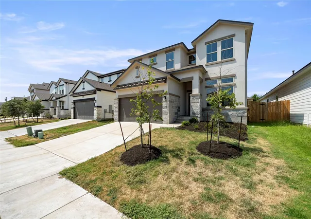 Photo 3 of Single family home for sale at 145 Comet Pointe Dr, Georgetown, TX 78628 | MLS# 3469164 | Listing updated on 2026-09-19