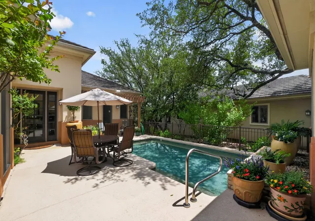 Photo 1 of Single family home for sale at 2305 Barton Crk Blvd #40, Austin, TX 78735 | MLS# 2195515 | Listing updated on 2026-10-28